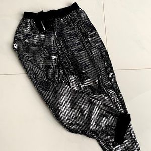 NEW! Fashionnova Joggers